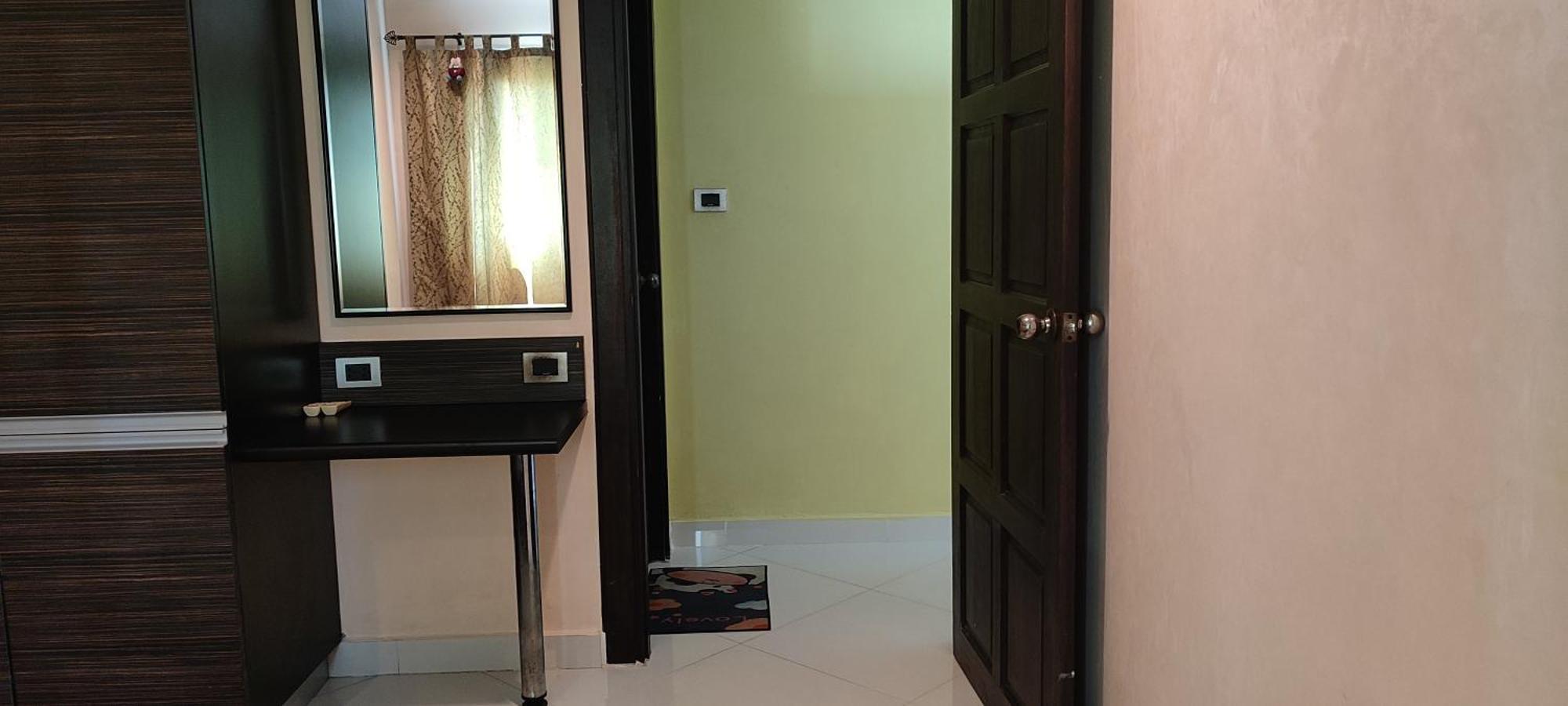 Apartment 1 Bedroom Furnished Park Lane 812