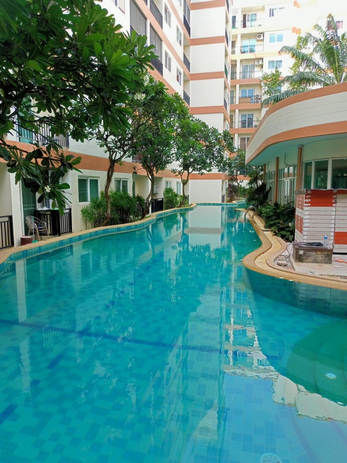 1 Bedroom Furnished Park Lane 812 Apartment