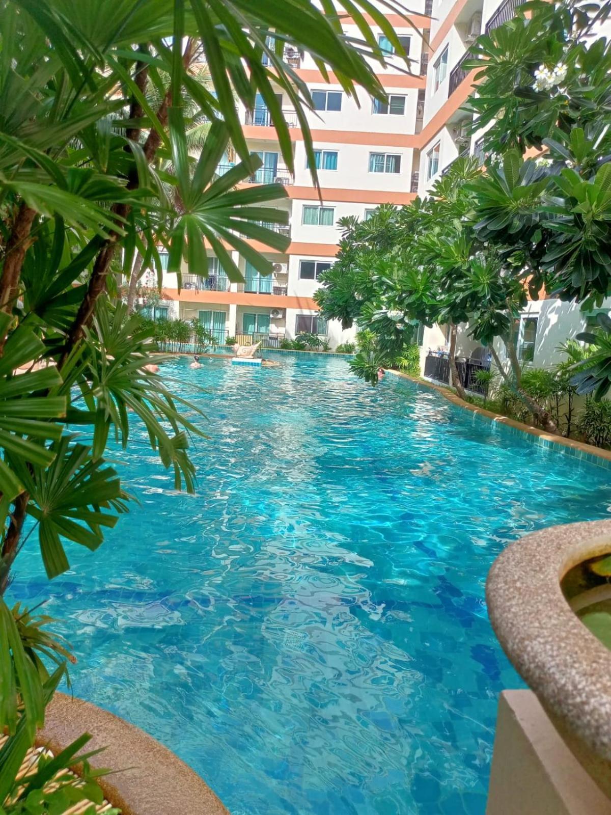 Appartement 1 Bedroom Furnished Park Lane 812 *